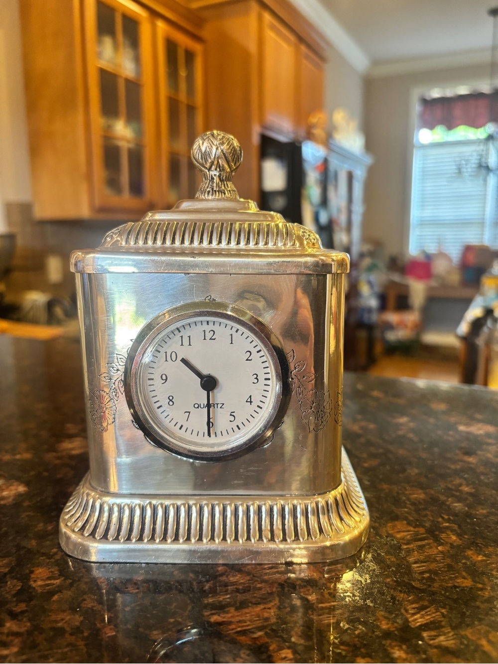 Andrea by Sadek tea caddy clock